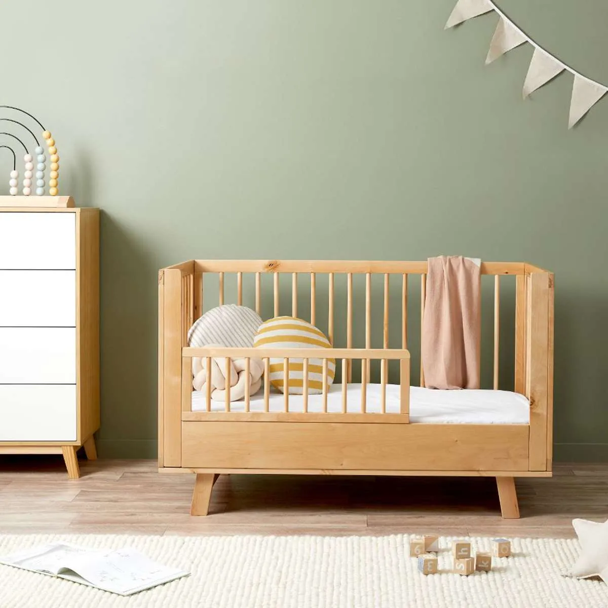 Aspen Natural 3-in-1 Cot Conversion Bundle