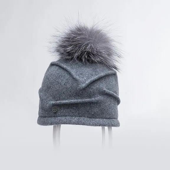 CLARETA - ORMOS PLEATED BEANIE WITH UPCYCLED FUR POM