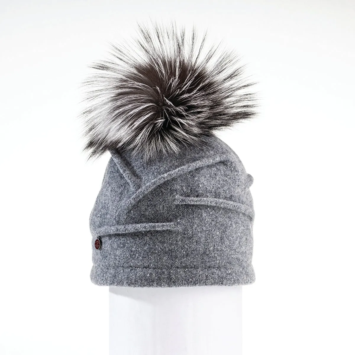 CLARETA - ORMOS PLEATED BEANIE WITH UPCYCLED FUR POM