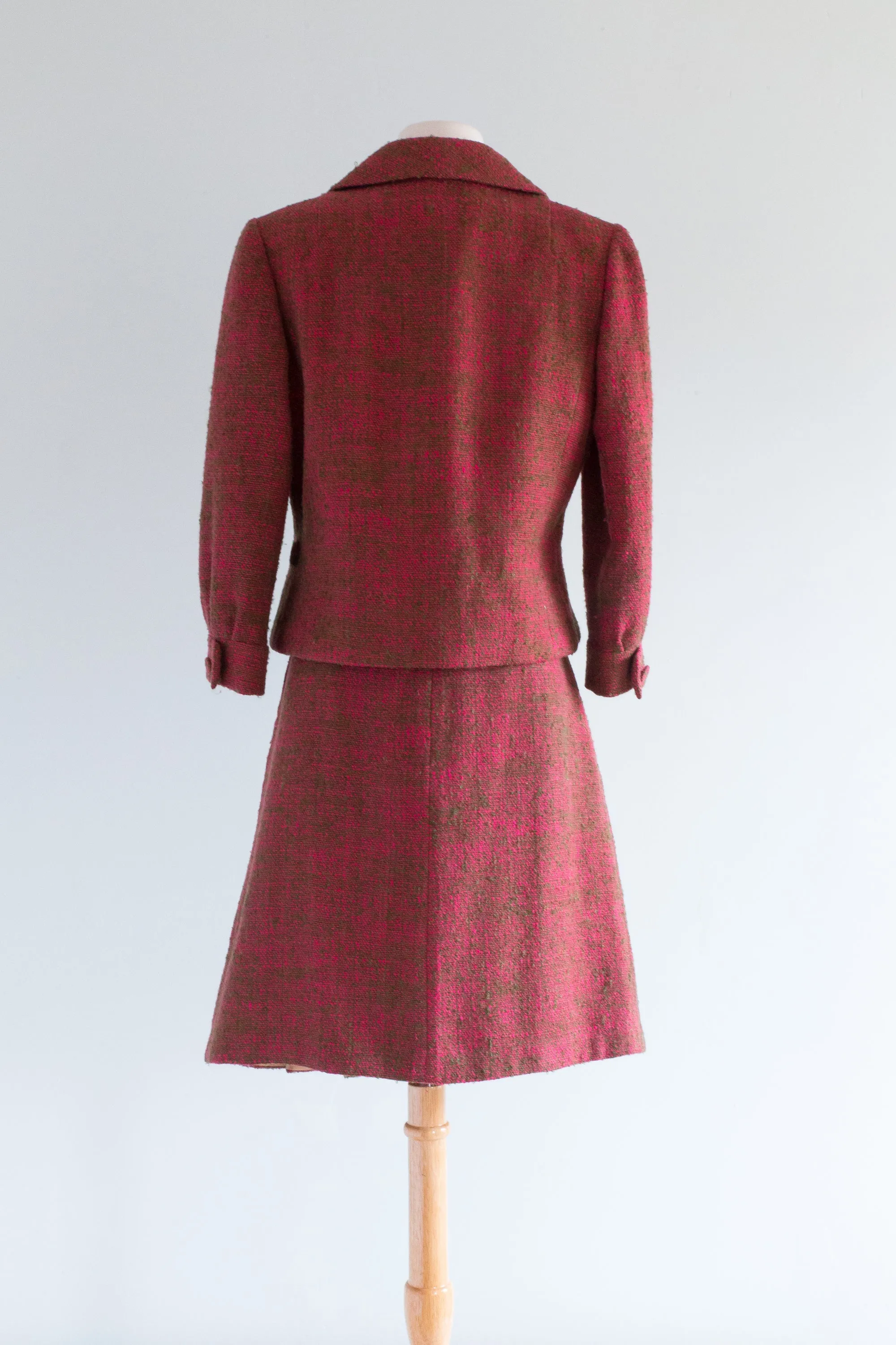 Classic 1960's Davidow Wool Ladies Suit In Pink & Green Tweed / ML