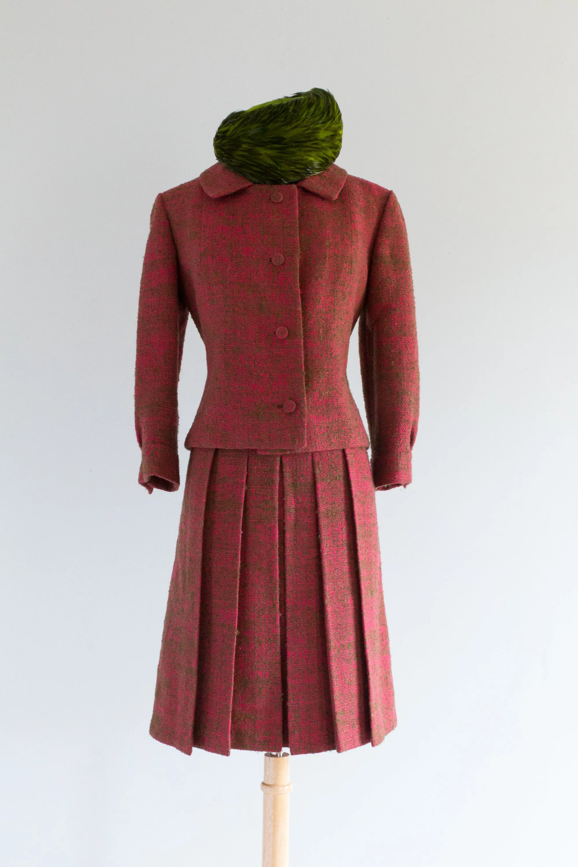 Classic 1960's Davidow Wool Ladies Suit In Pink & Green Tweed / ML