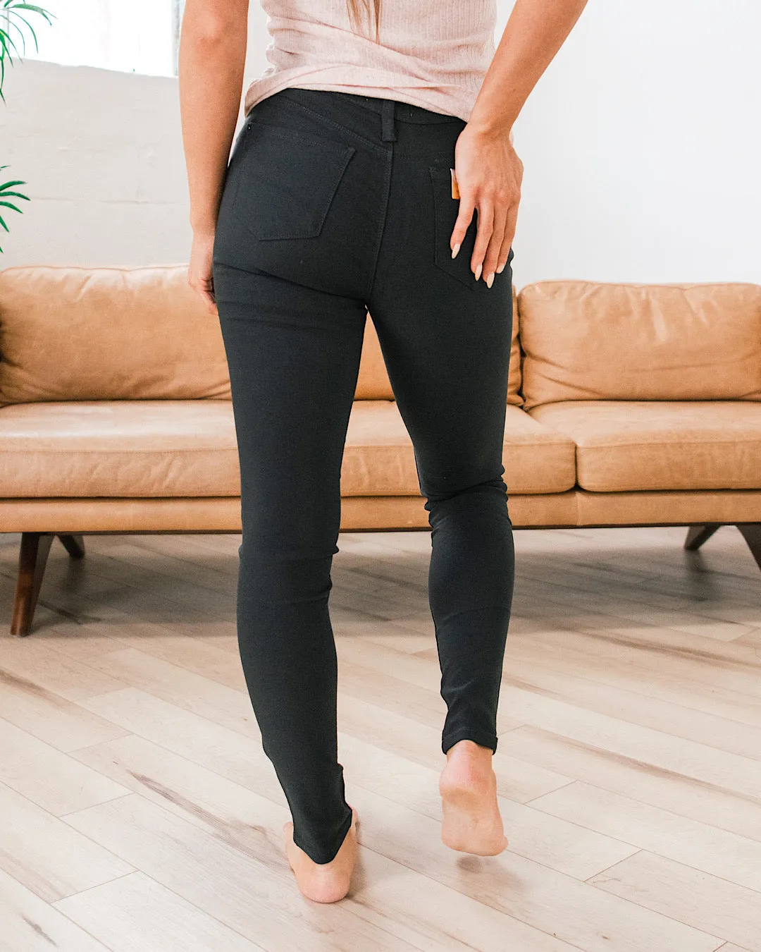 Hyperstretch Skinny Jeans Regular and Plus - Jet Set