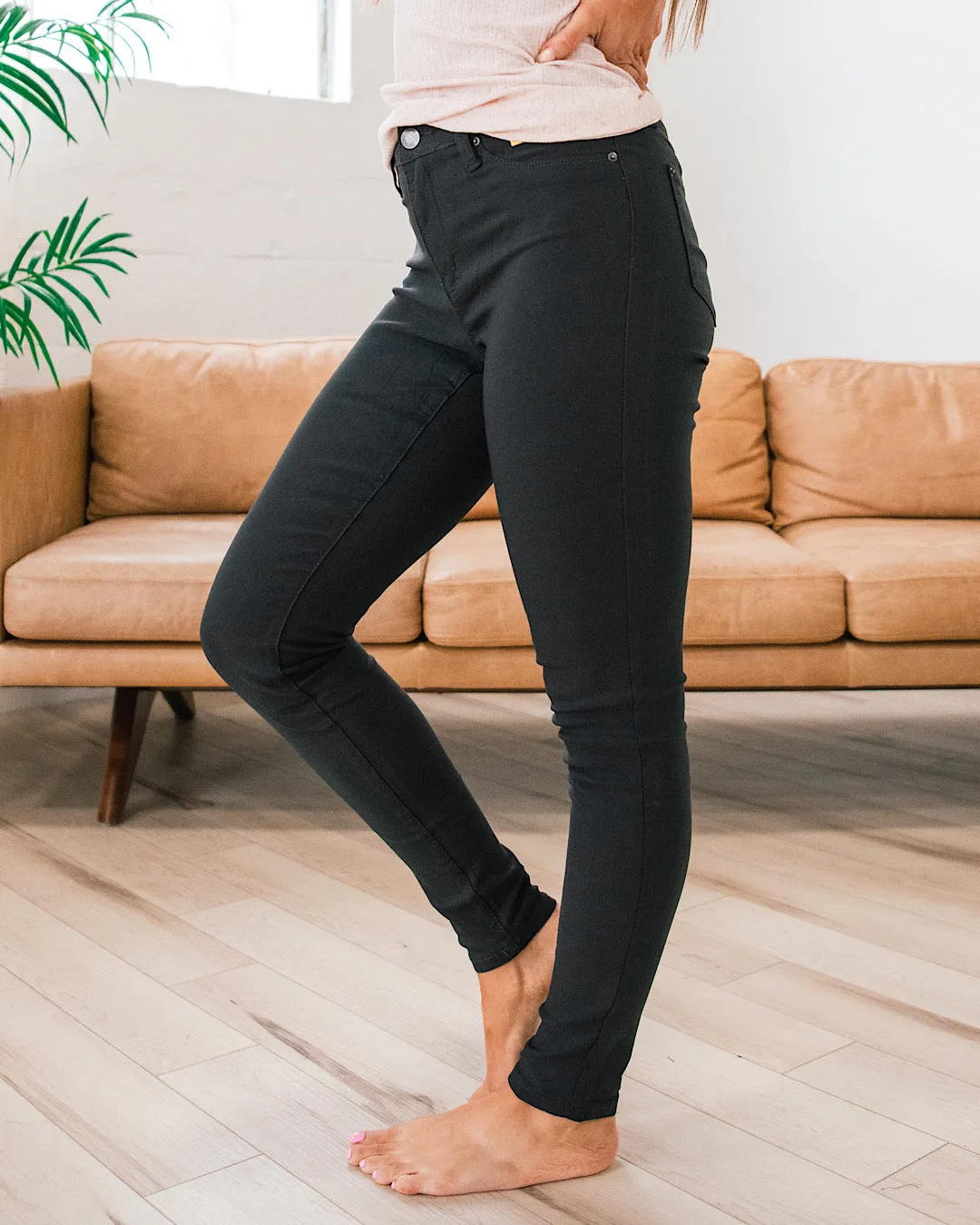 Hyperstretch Skinny Jeans Regular and Plus - Jet Set