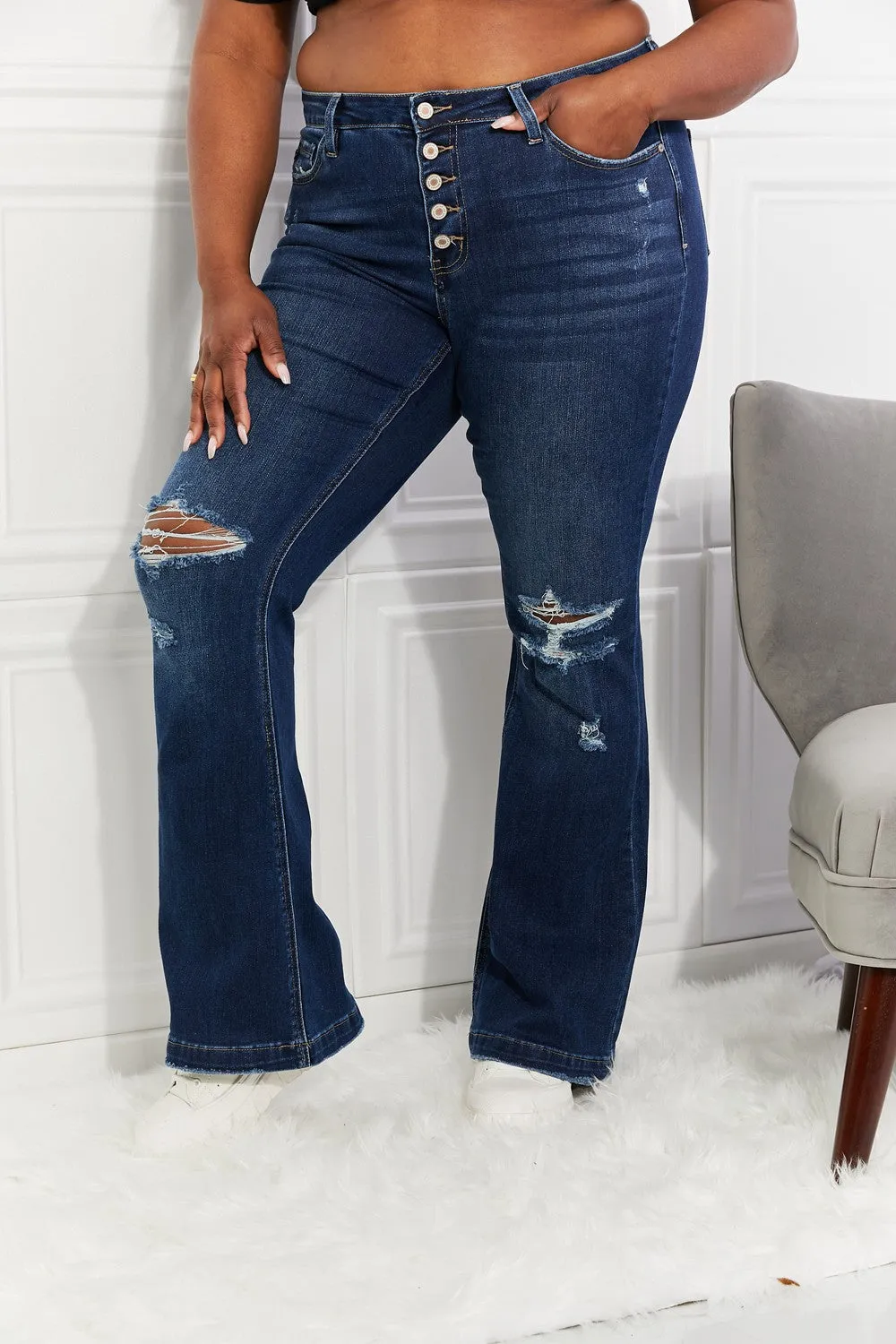 Kancan *all sizes* Reese Midrise Button Fly Flare Jeans (DS)