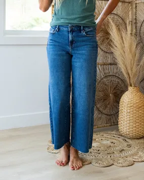 NEW! Hidden Nori Non Distressed Wide Leg Jeans